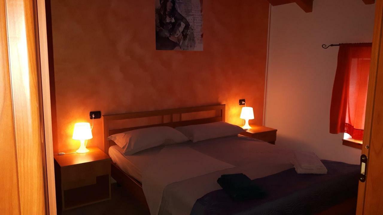 Casa Vacanze Ca' Manara Apartman Stazzona Kültér fotó